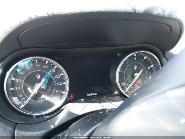 2023 MASERATI LEVANTE MODENA 7
