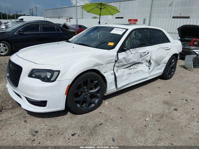 2023 CHRYSLER 300 TOURING L 2