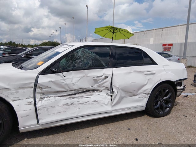 2023 CHRYSLER 300 TOURING L 6