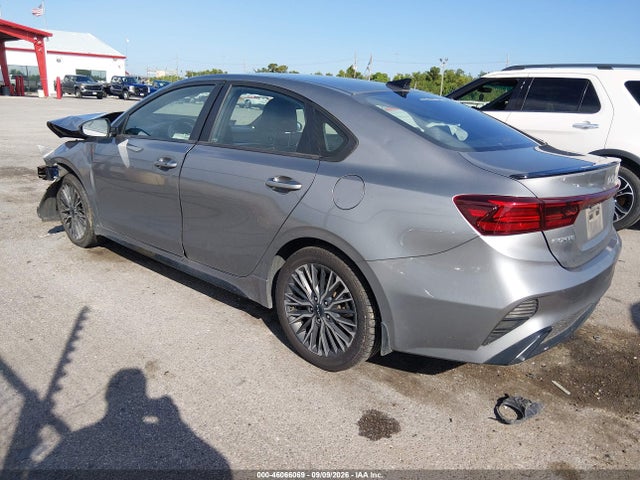 2023 KIA FORTE GT-LINE 3