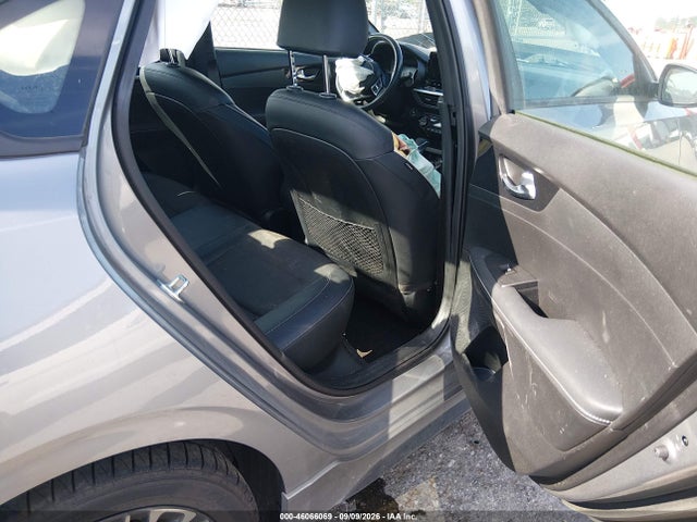 2023 KIA FORTE GT-LINE 8