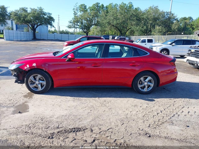 2022 HYUNDAI SONATA SE 14