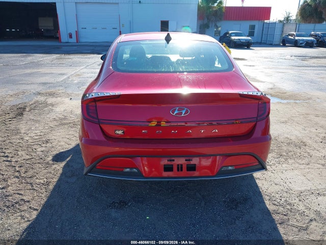 2022 HYUNDAI SONATA SE 16