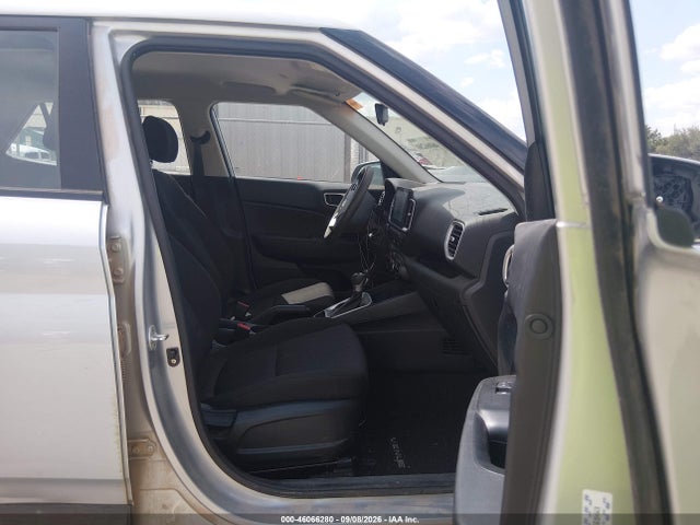 2022 HYUNDAI VENUE SE 5