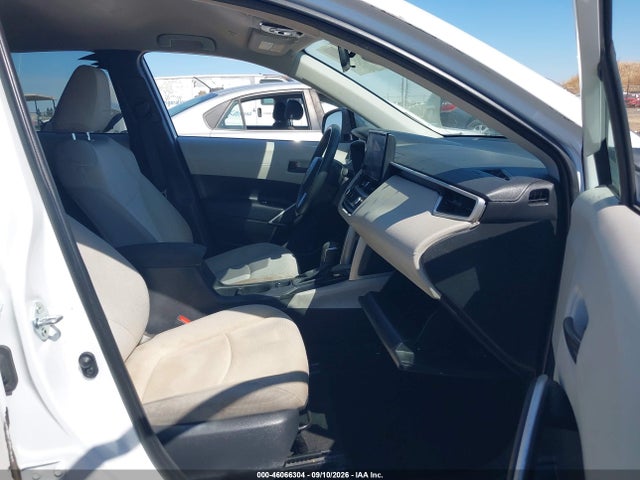 2025 TOYOTA COROLLA CROSS LE 5
