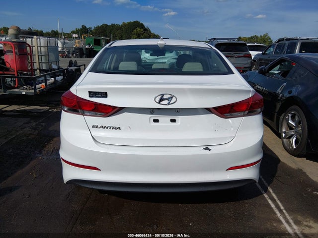 2017 HYUNDAI ELANTRA SE 17