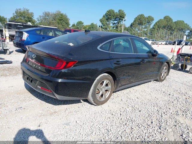2022 HYUNDAI SONATA SE 4