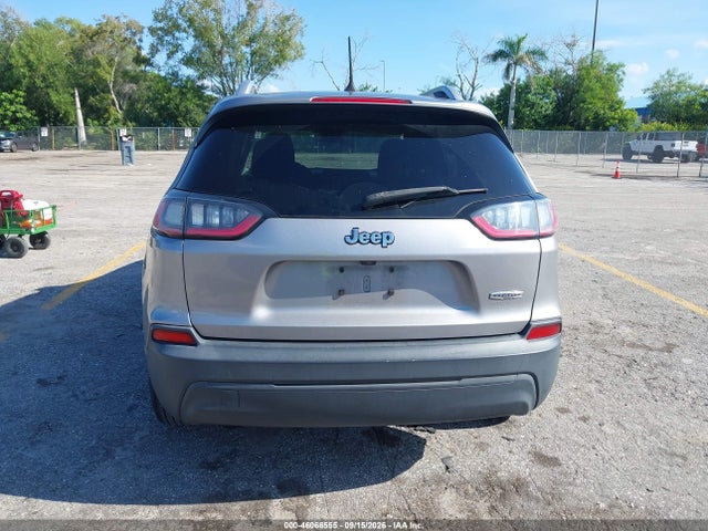 2019 JEEP CHEROKEE LATITUDE FWD 16