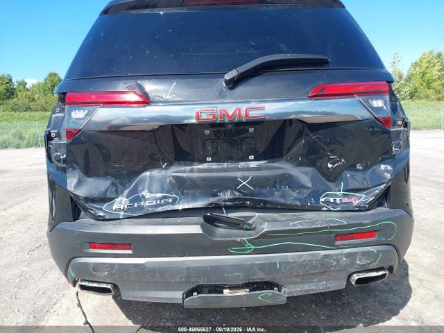 2023 GMC ACADIA AWD AT4 6