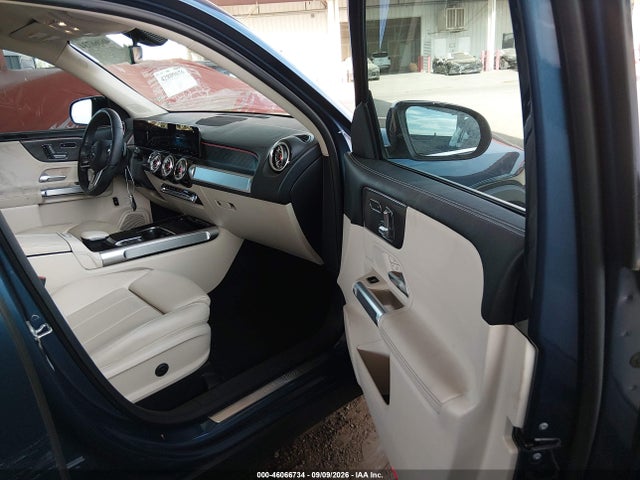2023 MERCEDES-BENZ GLB 250 4MATIC 5