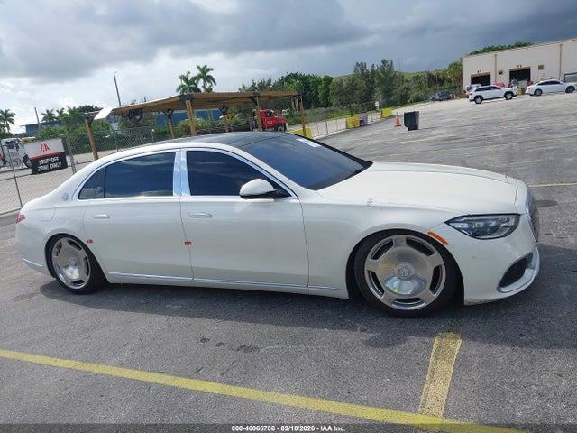2022 MERCEDES-BENZ MAYBACH S 580 4MATIC 12