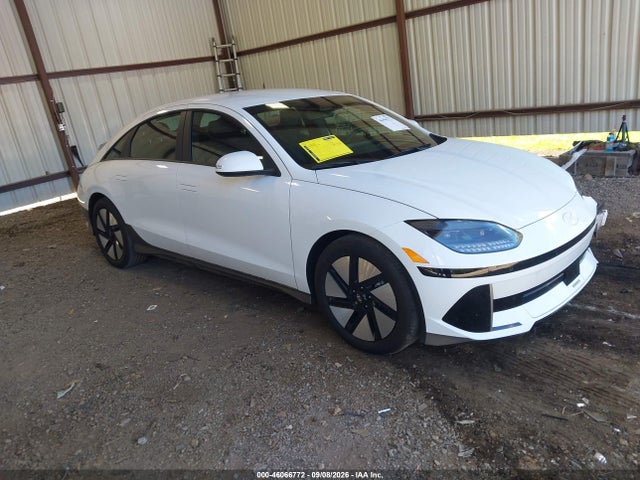 2025 HYUNDAI IONIQ SE