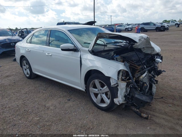 2015 VOLKSWAGEN PASSAT 1.8T SE