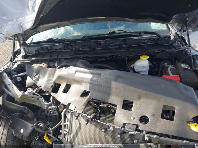 2023 RAM 1500 CLASSIC SLT 10
