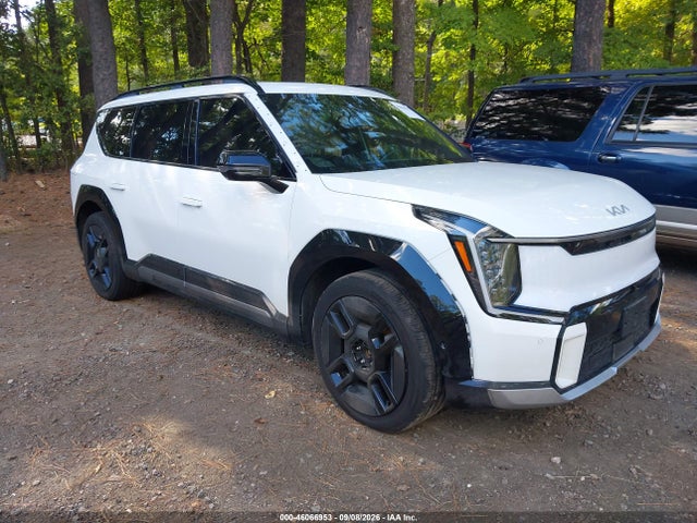 2024 KIA EV9 GT-LINE
