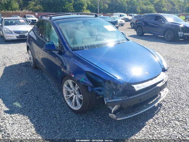 2022 TESLA MODEL Y LONG RANGE DUAL MOTOR ALL-WHEEL DRIVE 19