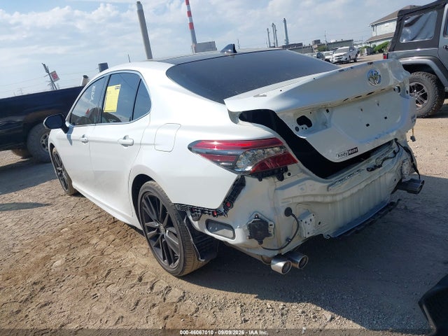 2021 TOYOTA CAMRY XSE AWD 3