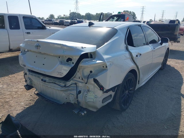 2021 TOYOTA CAMRY XSE AWD 4