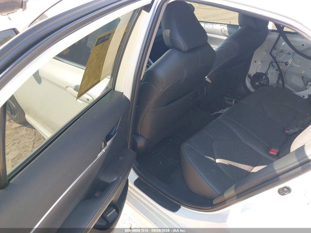 2021 TOYOTA CAMRY XSE AWD 8