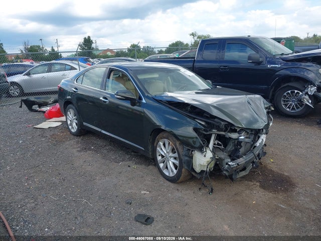 2011 LEXUS ES 