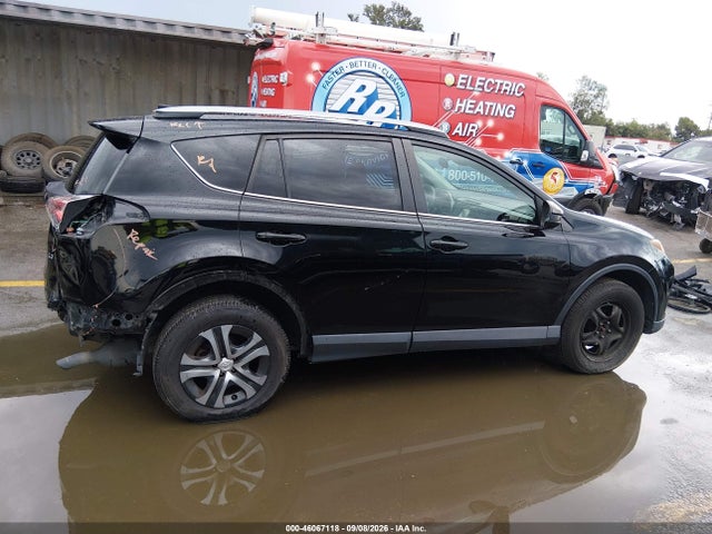 2017 TOYOTA RAV4 LE 14