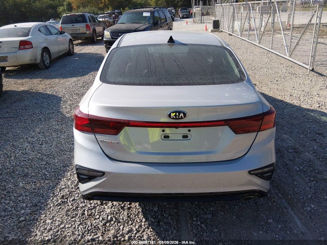 2021 KIA FORTE LXS 16