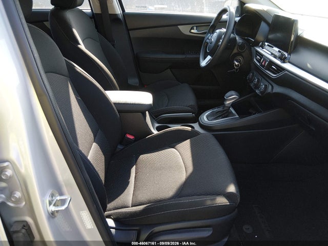 2021 KIA FORTE LXS 5