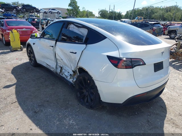 2021 TESLA MODEL Y LONG RANGE DUAL MOTOR ALL-WHEEL DRIVE 3
