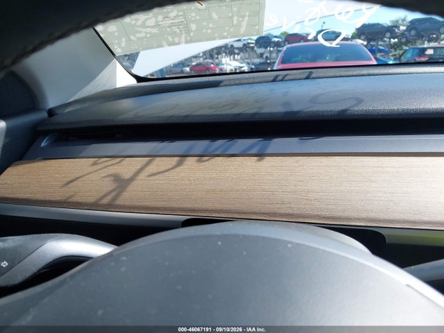 2021 TESLA MODEL Y LONG RANGE DUAL MOTOR ALL-WHEEL DRIVE 7