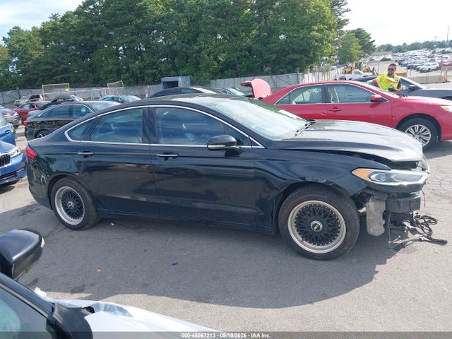 2017 FORD FUSION SE 13