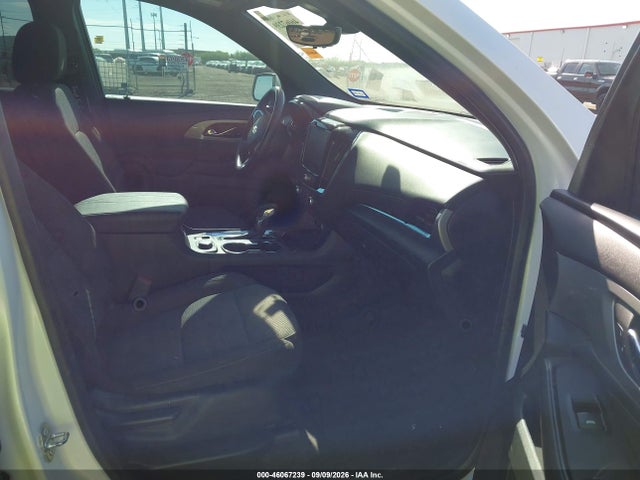 2023 CHEVROLET TRAVERSE FWD LT CLOTH 5