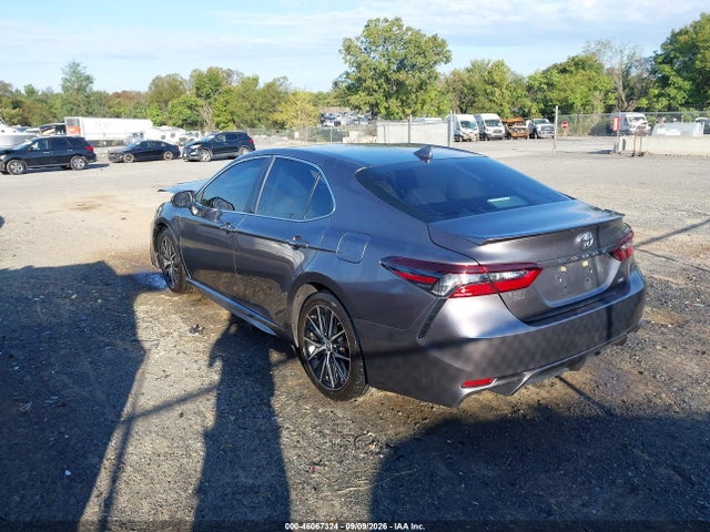 2022 TOYOTA CAMRY SE 3