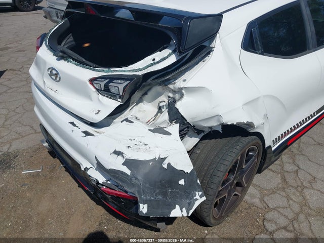 2021 HYUNDAI VELOSTER N 17