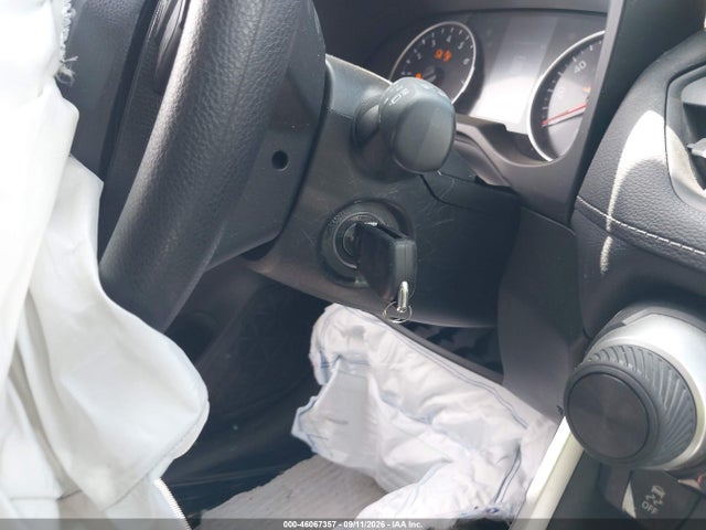 2019 TOYOTA RAV4 LE 11