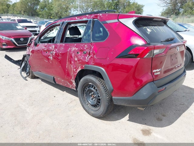 2019 TOYOTA RAV4 LE 3