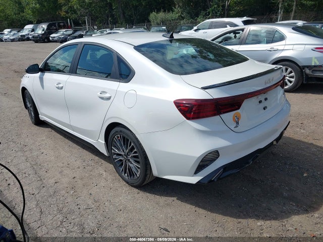 2023 KIA FORTE GT-LINE 3