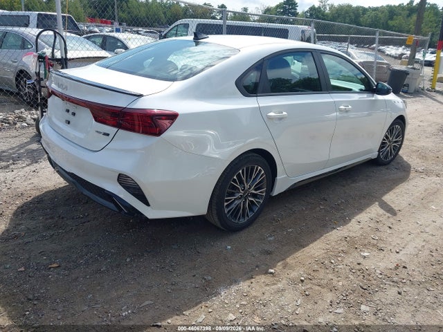 2023 KIA FORTE GT-LINE 4