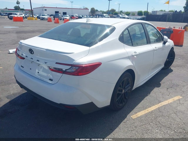 2026 TOYOTA CAMRY SE 4