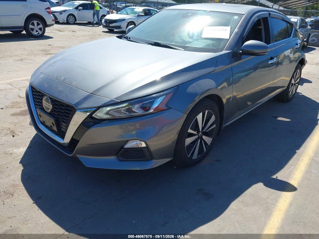 2021 NISSAN ALTIMA SV INTELLIGENT AWD 2