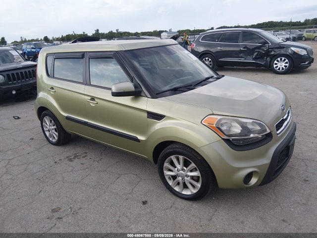 2012 KIA SOUL +