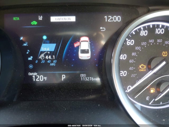 2021 TOYOTA CAMRY XLE HYBRID 17