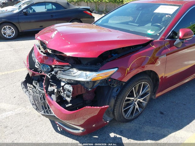 2021 TOYOTA CAMRY XLE HYBRID 13