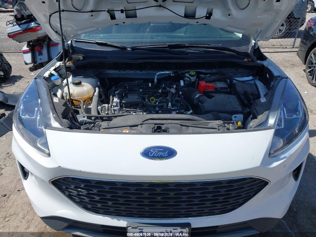 2022 FORD ESCAPE SE 10