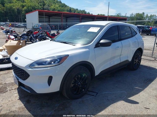 2022 FORD ESCAPE SE 2