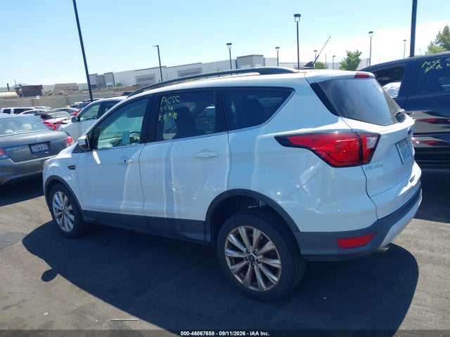 2019 FORD ESCAPE SEL 15