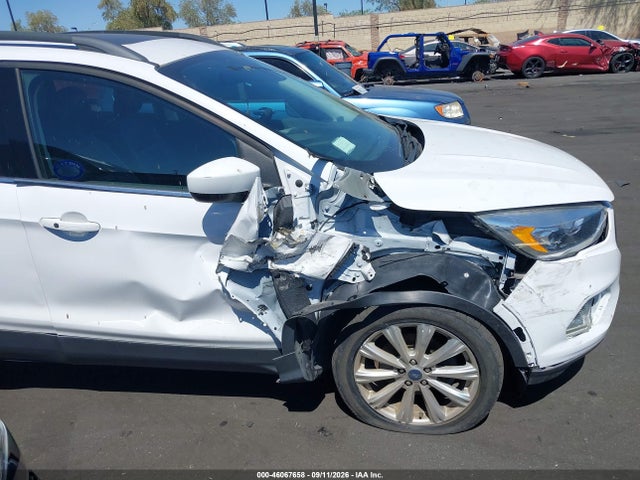 2019 FORD ESCAPE SEL 12