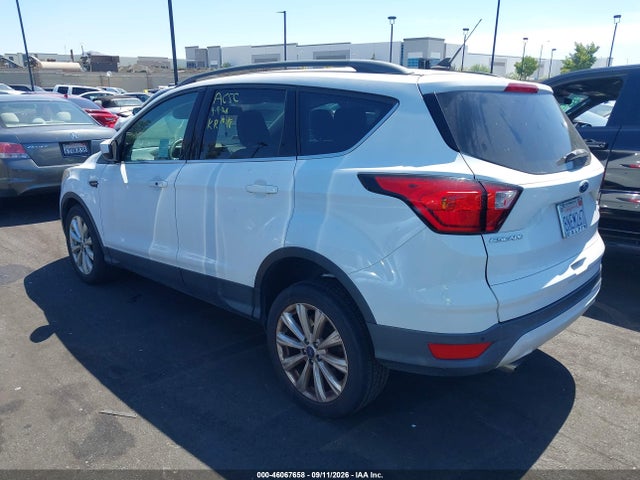 2019 FORD ESCAPE SEL 3