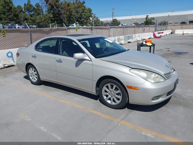 2004 LEXUS ES 