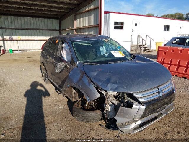 2018 MITSUBISHI ECLIPSE CROSS SE 6