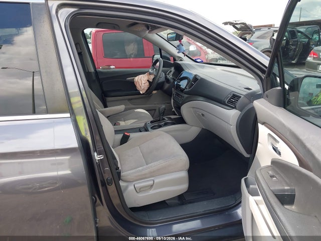 2019 HONDA PILOT EX 5
